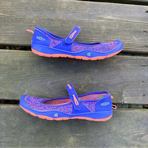 Keen Shoes Keen Girls Moxie Sport Mary Jane In Electric Blue And